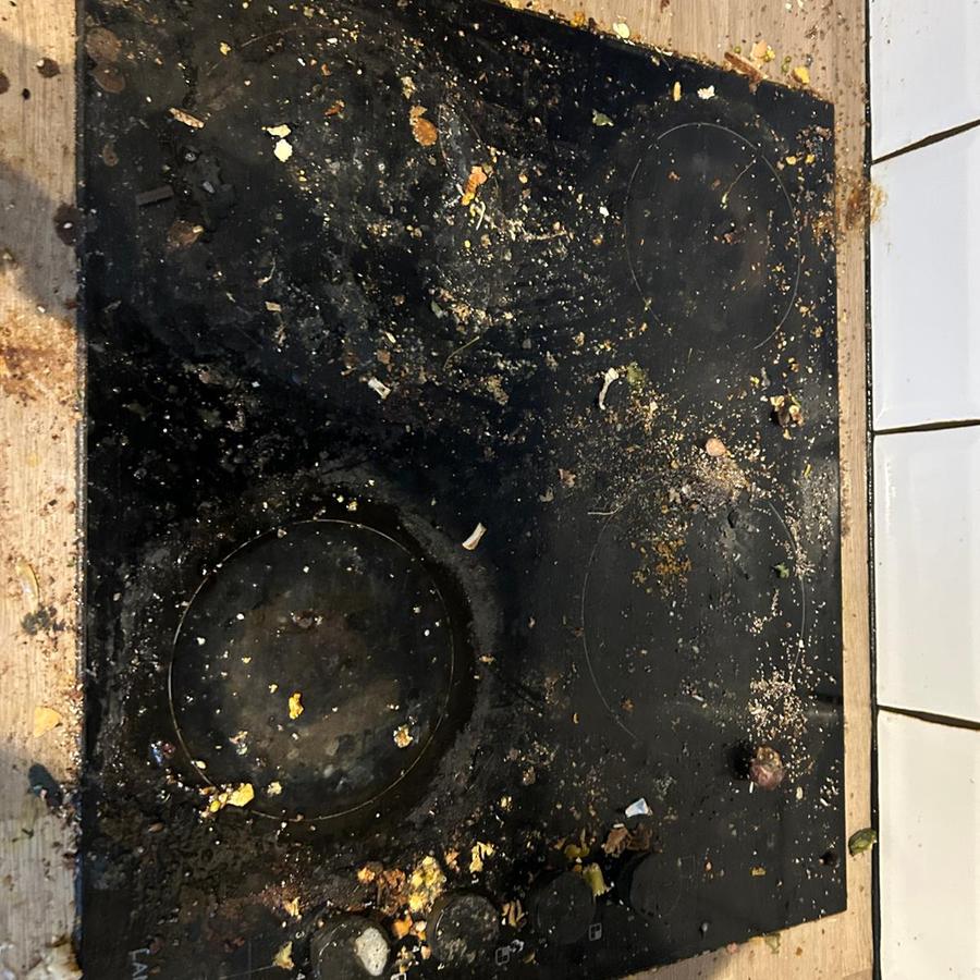Hob before cleaning